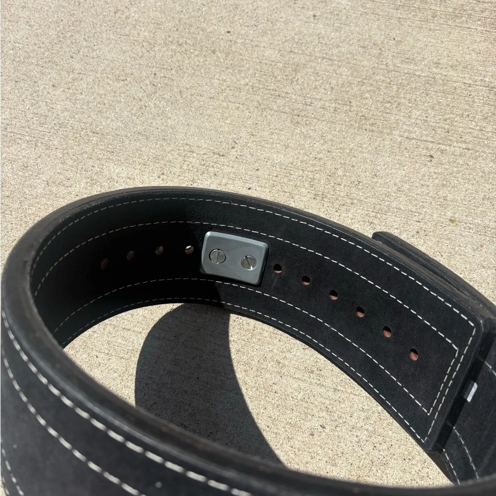 N/A sturdy black